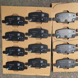 8008244-00-B-YC 后刹车片tesla Model 3