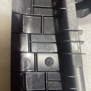 89D 868 203 4PK 89D 868 204 4PK A柱下饰 左 右 适用于Q5e-tron