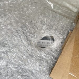 89D 845 099 C NVB 可加热式挡风玻璃（夹层玻璃） 适用于奥迪 Q5e tron