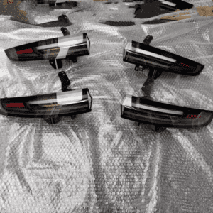 X01-41330012 X01-41330011 理想L9尾灯