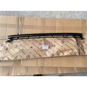 4H0 807 679 下中网格栅适用于奥迪 A8 product image