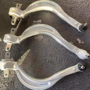 6600138306 6600138308 前悬架下后控制臂 适用于极氪001 009
