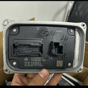 A2339006330 大灯模块适用于奔驰