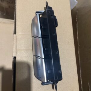 4KG959769 3Q7 座椅调整_记忆开关 适用于奥迪A7L product image