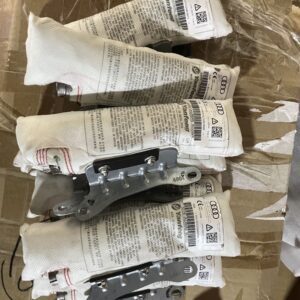 89D880441D  侧面安全气囊单元 适用于奥迪Q5e tron