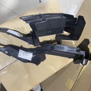 12G8193359B9 集雨板饰板-L 适用于大众ID6 product image