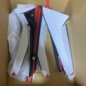 89D8548725FQ 扰流板右适用于奥迪Q5e tron