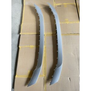 12D 807 532 前杠银饰板适用于大众ID6