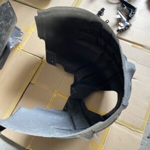 12D 810 971  后叶子板内衬-L适用于大众ID6