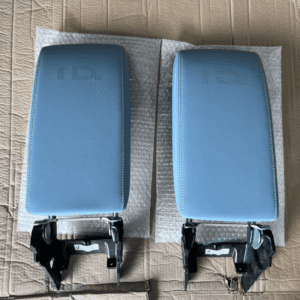 11D 864 207  扶手箱盖适用于大众ID4