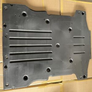 1EA825236C 底板饰板适用于奥迪Q5e tron