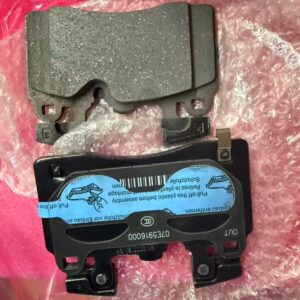 EE35011800600  前刹车片适用于阿维塔12